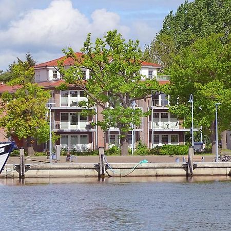 Hafennahe Penthousewohnung Mit Meerblick - Hafenresidenz Lauterbach Fewo 2-7 Eksteriør bilde