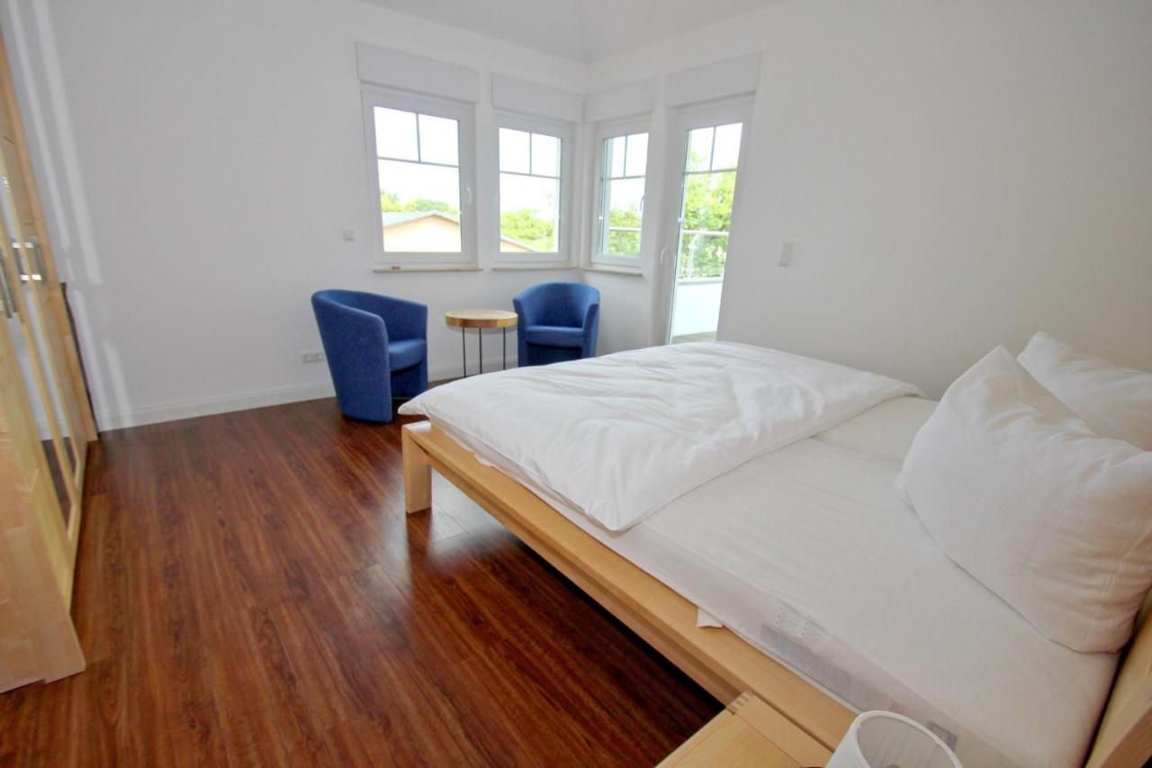 Hafennahe Penthousewohnung Mit Meerblick - Hafenresidenz Lauterbach Fewo 2-7 Eksteriør bilde